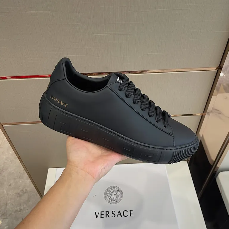 Versace Shoe 